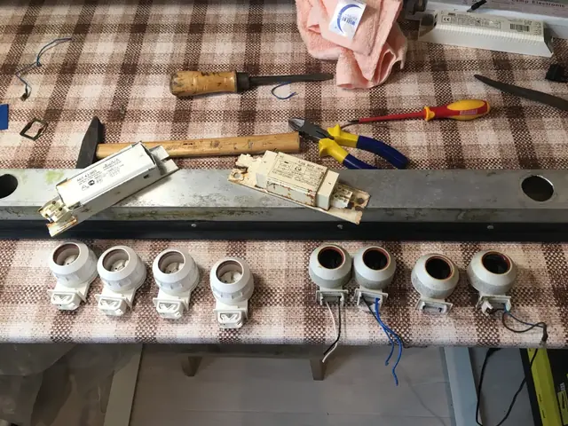 Патроны и электронные блоки